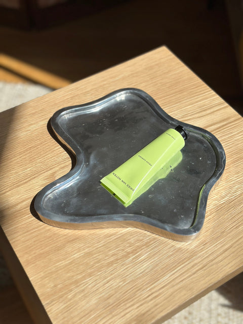 Flo Tray in Aluminum