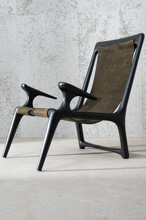 Soft Scandinavian Butterfly Lounge Chair with Upholstered Design