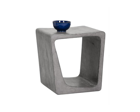 Sunpan Darwin Freeform Drum End Table in Modern Concrete