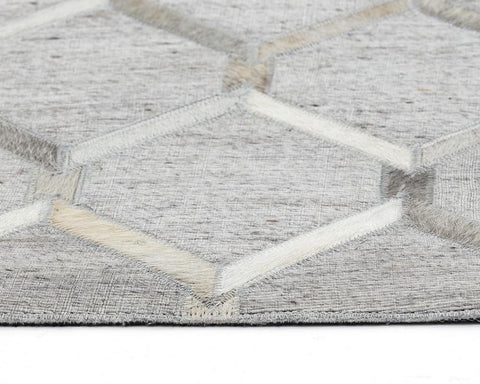 Sunpan Contemporary Geometric Cowhide Area Rug in Ivory - 8' x 10' - 9' x 12'