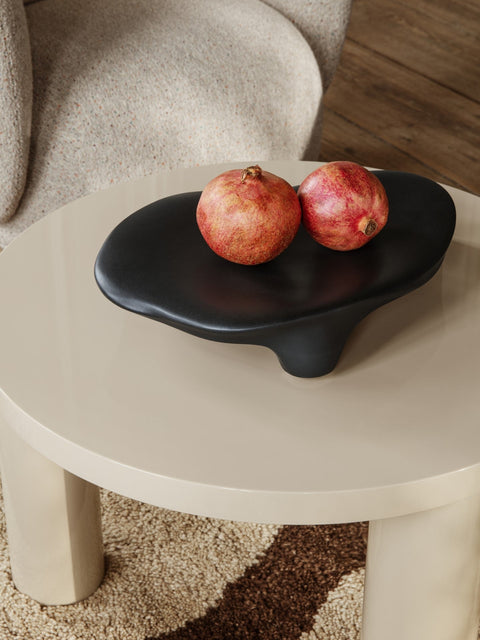 Timeless Minimalist Round Coffee Table with Straight Legs
