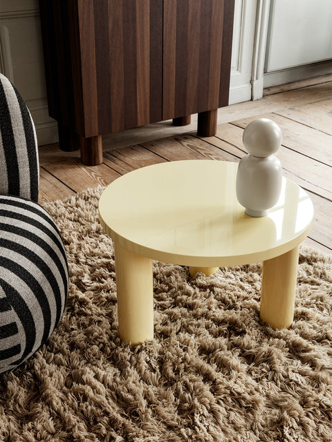 Timeless Minimalist Round Wood Coffee Table with Block Legs