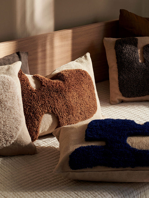 Contemporary Tufted Lumbar Throw Pillow