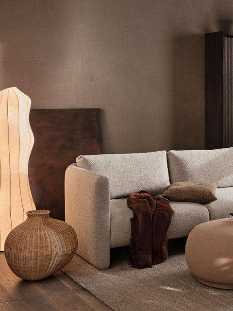 Ambient Dae Novelty Floor Lamp for Contemporary Spaces