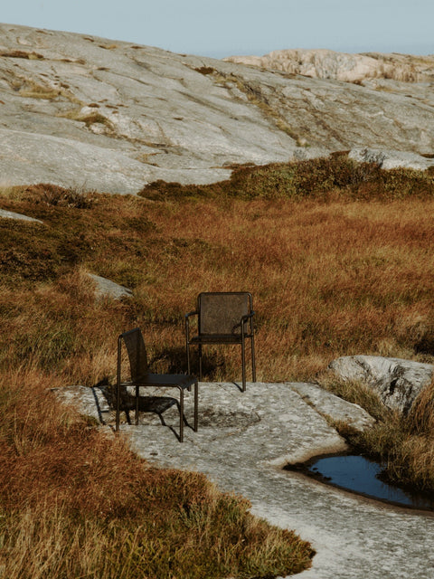 Dapple Minimalist Dining Side Chair for Outdoor Living & Garden