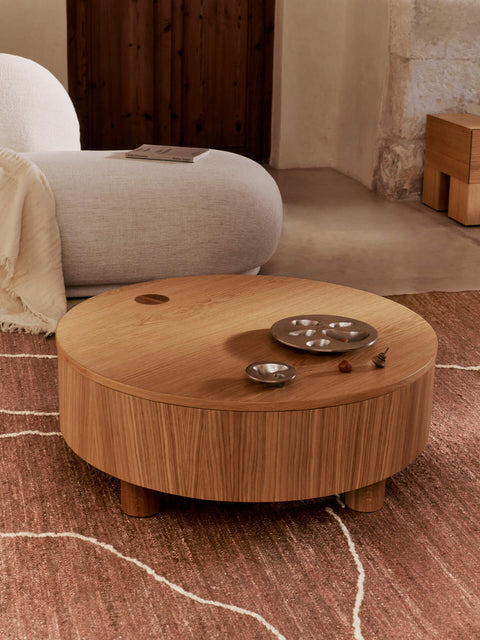 Olles Timeless Minimalist Round Coffee Table with Storage