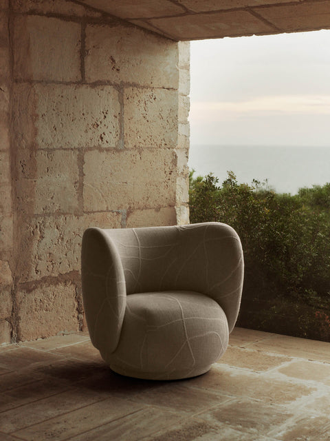 Rico Timeless Minimalist Barrel Club Lounge Chair