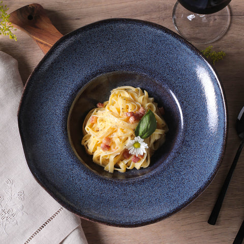 Everyday Modern Organic Stoneware Glazed Dinner Plate Set