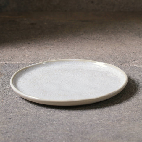 Everyday Minimalist Stoneware Dessert Plate Set