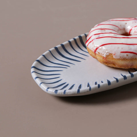 Porto Brasil Modern Stripe Hand Finished Stoneware Serving Platter - Set of 4