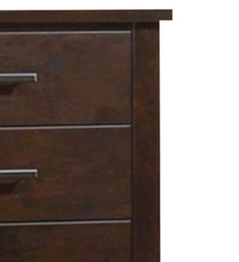 Traditional Drawer Chest with Pull Handles
