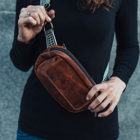 Casual Solid Adjustable Straps Zip Top Crossbody