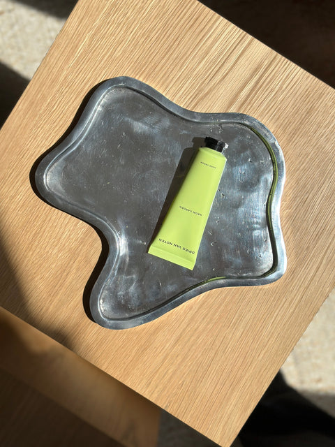 Flo Tray in Aluminum