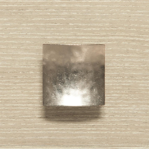 East Hampton Minimalist Drawer Dresser with Knob Handles