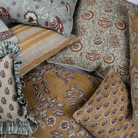 Filling Spaces Artful Traditionalist Handcrafted Accent Throw Pillow - 18 x 18 - 20 x 20 - 22 x 22 - 24 x 24 - 26X 26 - 14 x 20 - 14 x 40 - 18 x 40 - 16 x 50