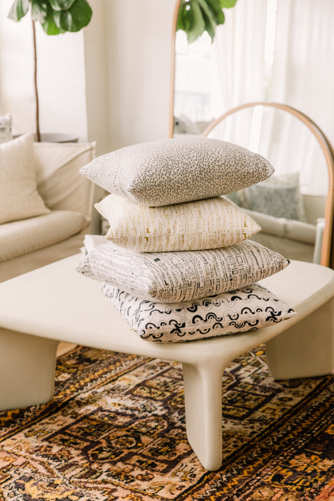 Contemporary Graphic Linen Accent Pillow with Zipper