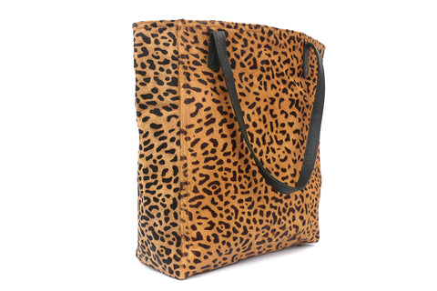 Leopard Graphic Animal Tote with Magnetic Closure and Interior Pocket