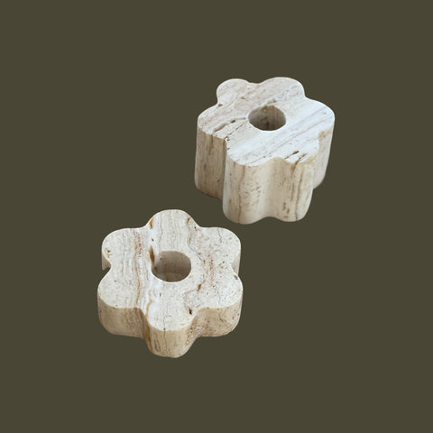 Bud Candle Set in Travertine
