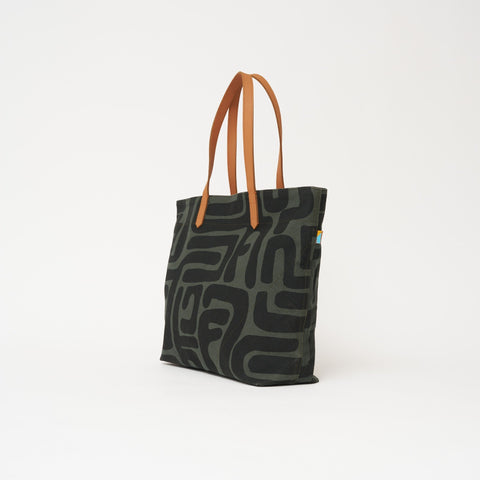 Abstract Graphic Tote with Zipper and Flat Bottom