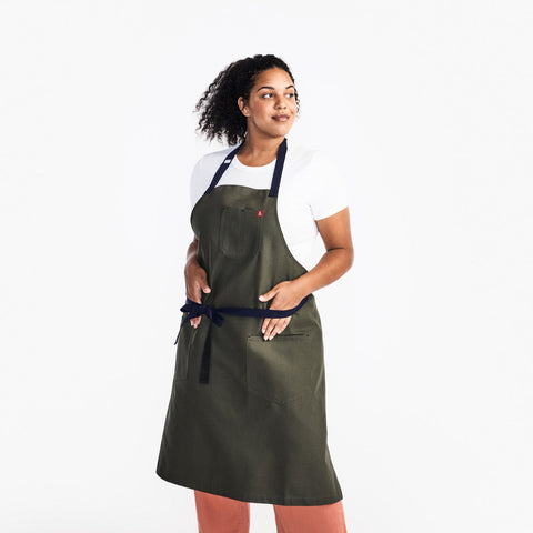 Bib Solid Apron with Adjustable Patch Pockets