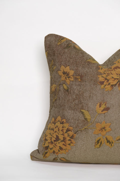 Powered by People Artful Traditionalist Vintage Reversible Accent Throw Pillow Set - 18 x 18 - 22 x 22