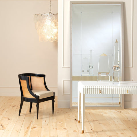 Timeless Minimalist Traditional Barrel Accent Chair