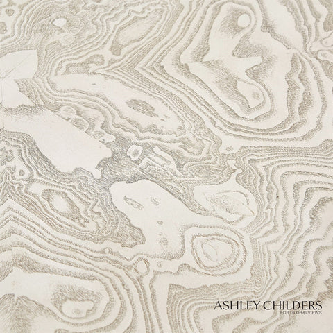 Global Views Timeless Minimalist Round Center Table Modern Accent Table