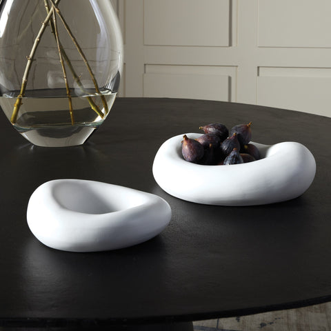 Studio A Apex Timeless Minimalist Tulip Drum Base Dining Table - 60 W