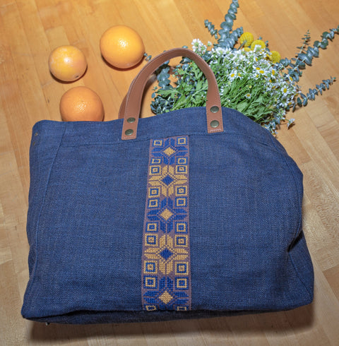 Geometric Embroidery Tote with Magnetic Snap and Pockets