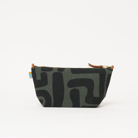 Abstract Beaded Heart Graphic Convertible Pouch