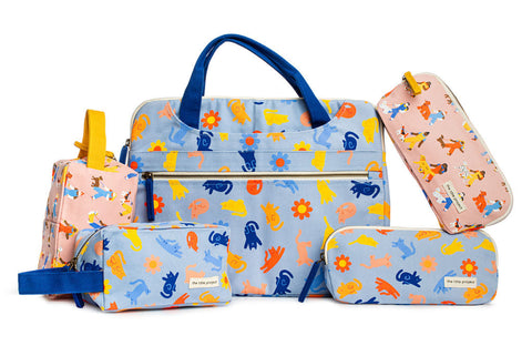 Graphic Print Zip Top Pouch with Zipper Closure