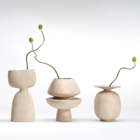 Decorating Essentials Minimalist Novelty Ceramic Flower Vase