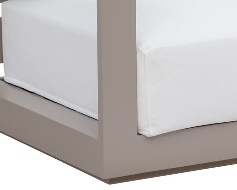 Modern Outdoor Living & Garden Upholstered Armchair