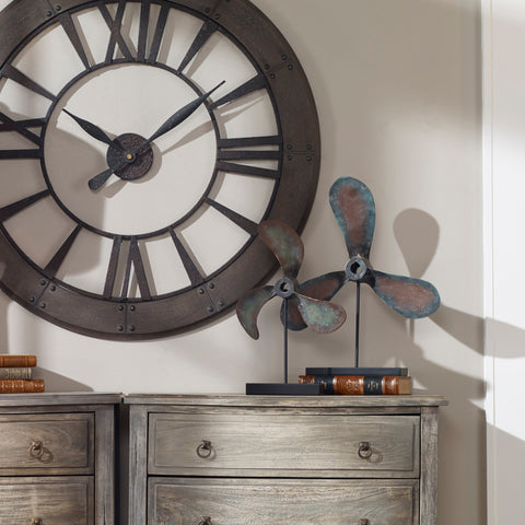 Decorating Essentials Industrial Novelty Metal Sculpture