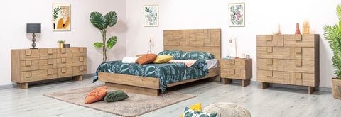 LH Imports Art Deco Atlantis Platform Bed with Plank Headboard - Medium - King - Queen