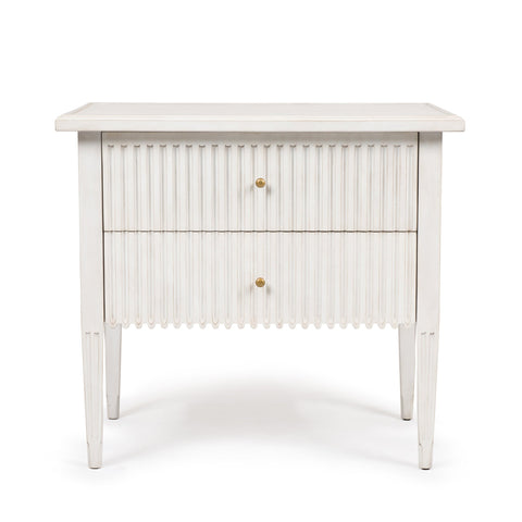 Aldo Artful Traditionalist Accent Chest with Knob Handles