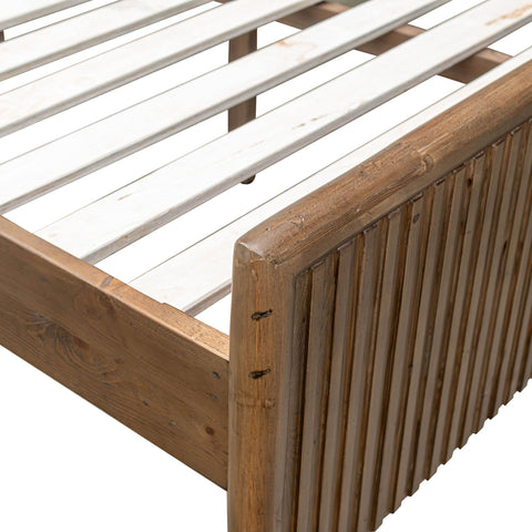 LH Imports Rustic Britanica Slat Panel Bed with Headboard - Queen - Queen - King
