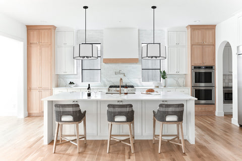 Carlyn Ambient Contemporary Drum Chandelier Ceiling Light