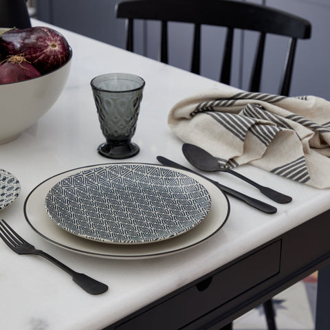 Decorated Geometric Matte Stoneware Plate Set