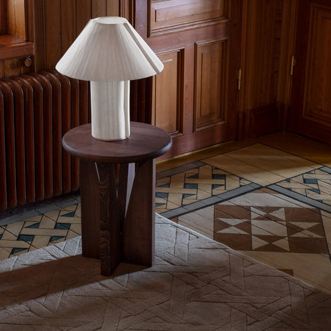 Accent Minimalist Conical Table Lamp