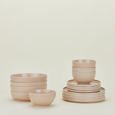 ESSENTIAL DINNERWARE - 16 PC SET, BLUSH