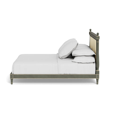 Bunny Williams Traditional Empire Cannonball Panel Bed with Finials - Queen - King