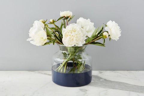 Decorating Essentials Contemporary Glossy Glass Flower Vase