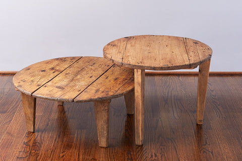 etúHOME Artful Traditionalist Rustic Carving Round Center Table