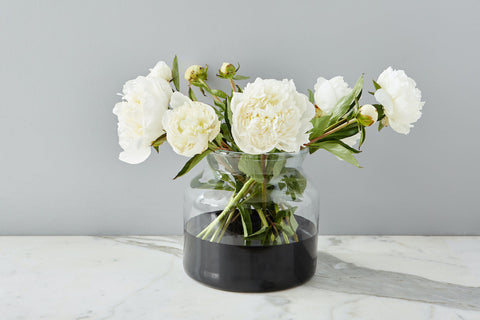 Decorating Essentials Glossy Contemporary Flower Vase