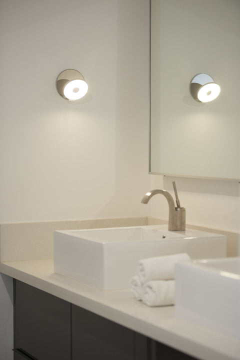 Gravy Minimalist Sconce with Adjustable Head Wall Light