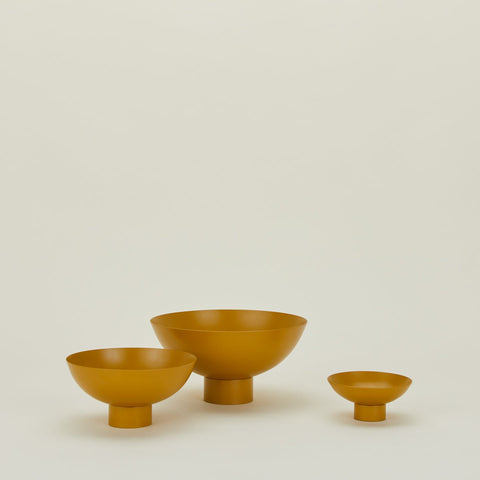 ESSENTIAL FOOTED BOWL - MUSTARD