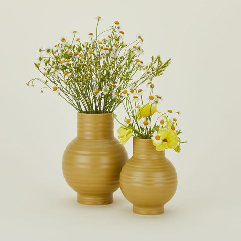 ESSENTIAL CERAMIC VASE - MUSTARD