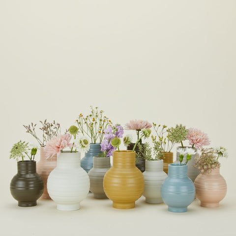 ESSENTIAL CERAMIC VASE - BLUSH