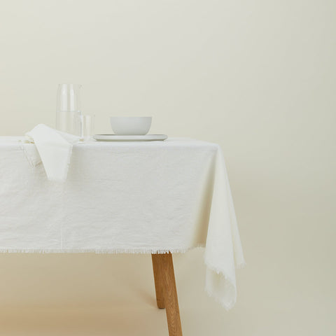 ESSENTIAL COTTON TABLECLOTHS